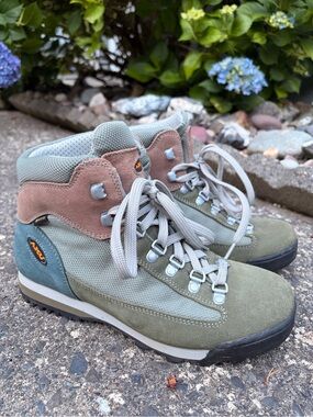 AKU Ultra Light Original Gore-Tex Hiking Boots - Women’s